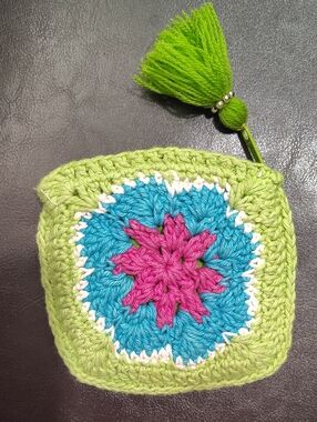 Antik Kraft Crochet Granny Square Coin Purse Zip Pouch Green Blue Pink